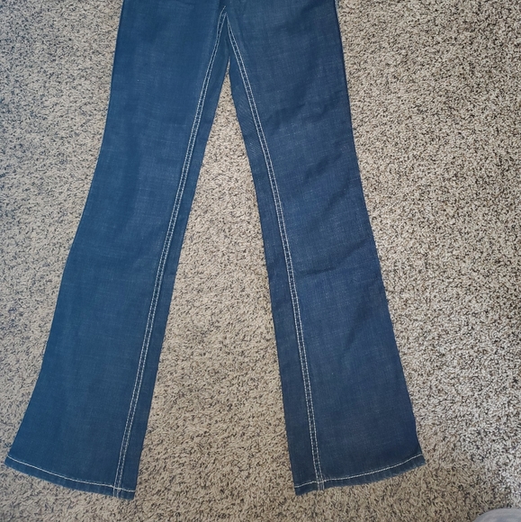 Cowgirl up jeans - Picture 5 of 6